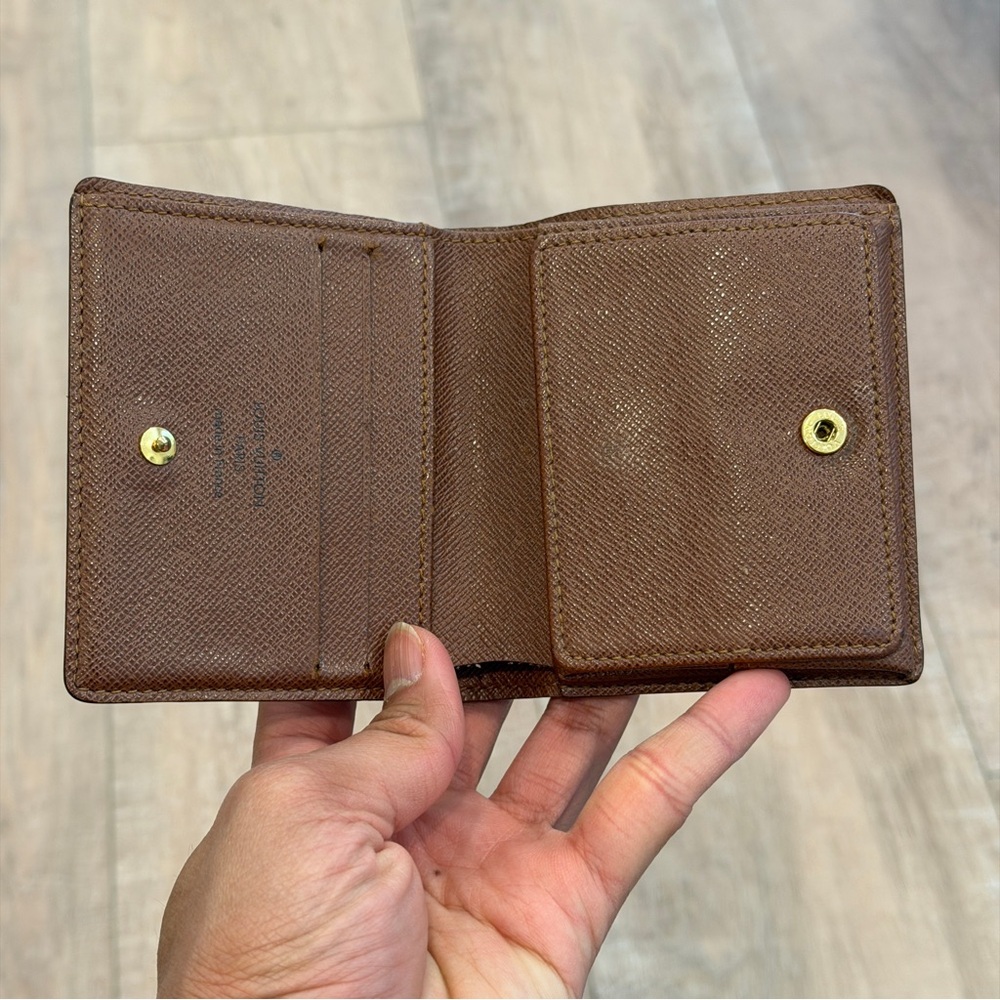 Compact wallet monogram - Picture 10 of 14